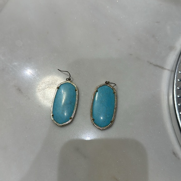 Kendra Scott gold & turquoise earrings. - Picture 3 of 4